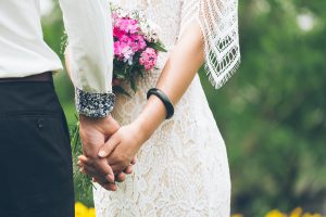 Najlepsze miejsca na romantyczne ceremonie ślubne z widokiem na morze