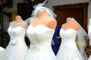 Poradnik dla pana młodego: Jak wybrać idealną kamizelkę ślubną